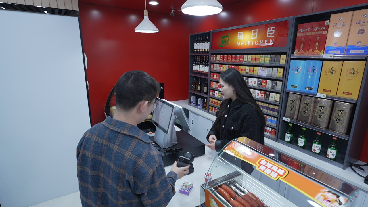 每日臣便利店加盟经验分享：如何选择适合自己的加盟品牌 
